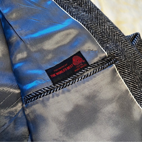 Men’s vintage wool herringbone custom tailored blazer - Picture 5 of 7